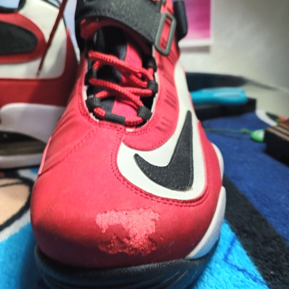 Griffey Air Max Cincinnati Reds sz 10.5 DAMAGED SEE PICS - Picture 7 of 8